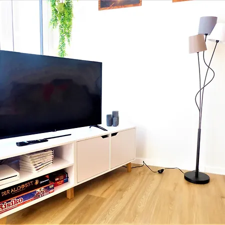 Апартаменты Awayhome Pool Sauna 5 Pers Wifi Near Lift Terrasse