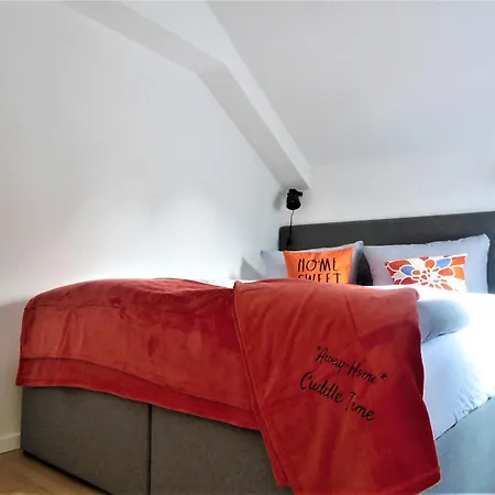 Awayhome Pool Sauna 5 Pers Wifi Near Lift Terrasse Апартаменты *