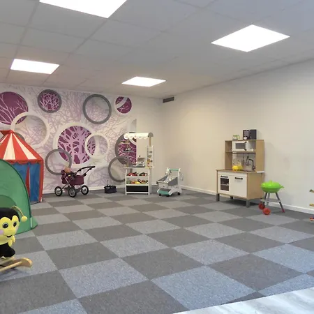 Awayhome Pool Sauna 5 Pers Wifi Near Lift Terrasse 公寓