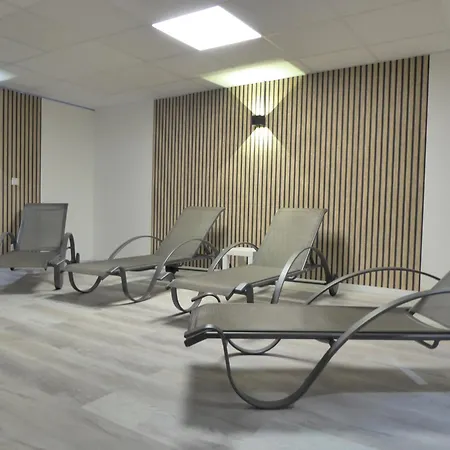 Апартаменты Awayhome Pool Sauna 5 Pers Wifi Near Lift Terrasse Винтерберг