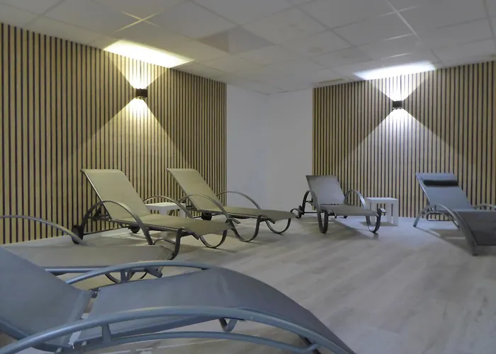 Awayhome Pool Sauna 5 Pers Wifi Near Lift Terrasse